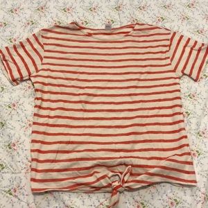 Old Navy knotted T